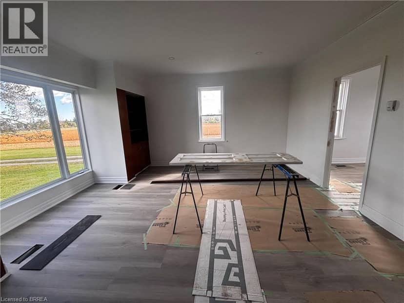 598 MUD Street E — photo 2 of 17