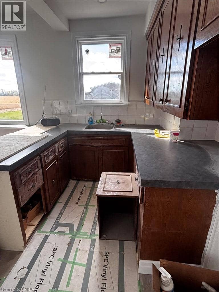 598 MUD Street E — photo 11 of 17