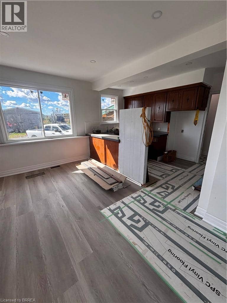 598 MUD Street E — photo 13 of 17