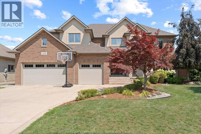 1108 Regency Crescent — photo 3 of 40