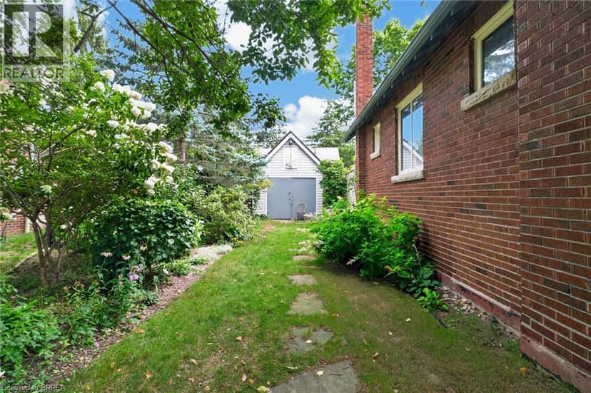 17 LINCOLN Avenue, Brantford, photo 5