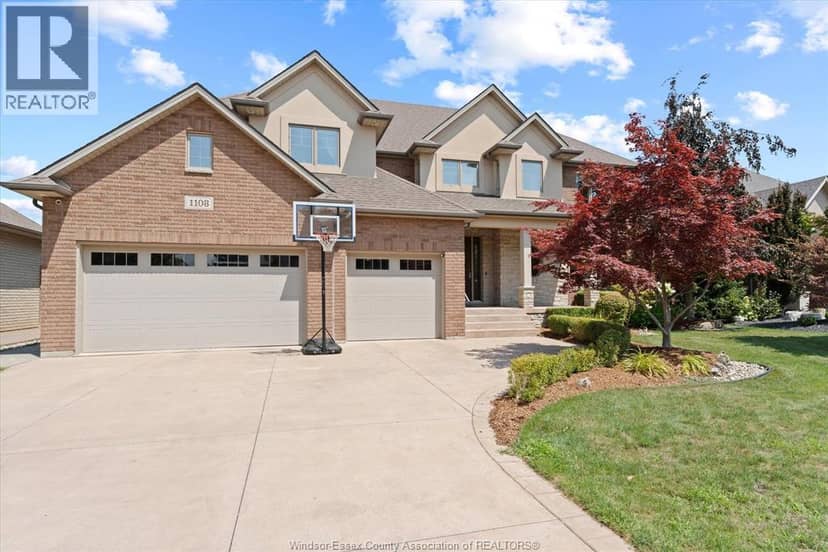 1108 Regency Crescent — photo 4 of 40