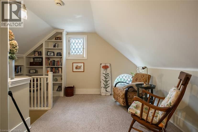 17 LINCOLN Avenue — photo 32 of 40