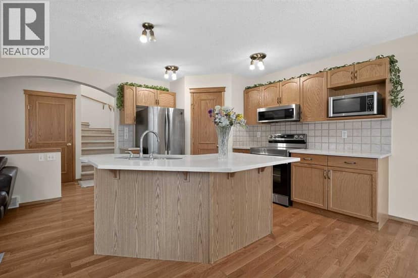 373 Bridlewood Avenue SW — photo 14 of 40