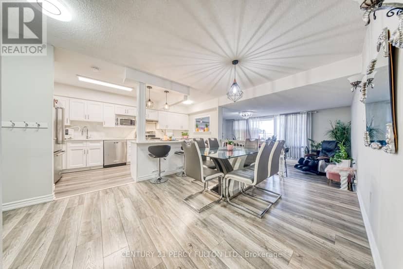 512 - 1338 York Mills Road — photo 10 of 40