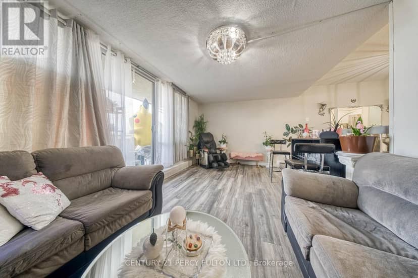 512 - 1338 York Mills Road — photo 17 of 40