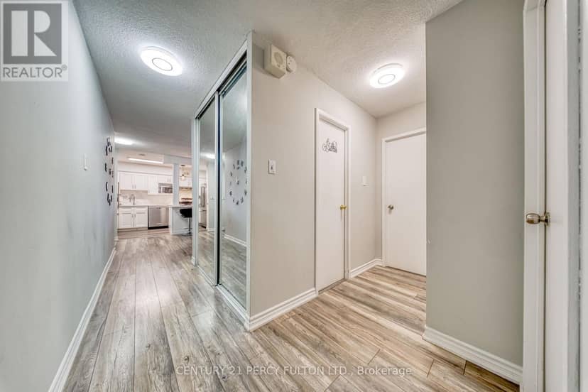 512 - 1338 York Mills Road — photo 18 of 40