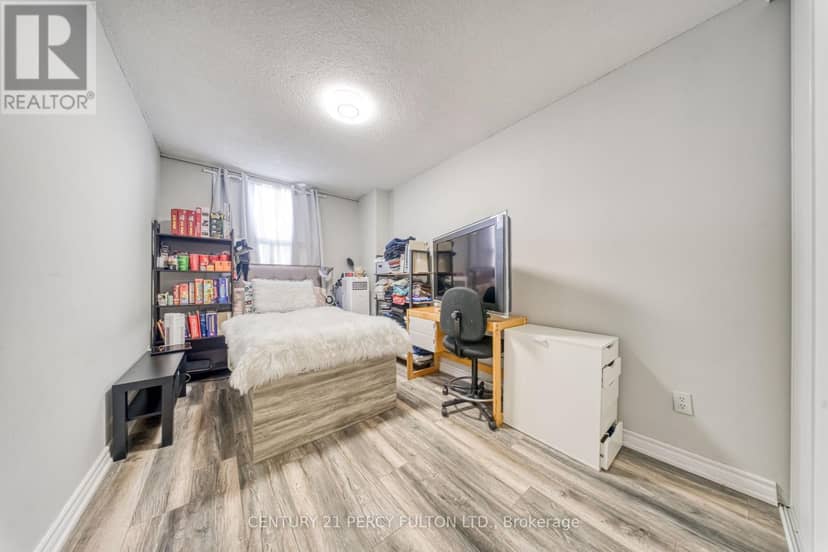 512 - 1338 York Mills Road — photo 24 of 40