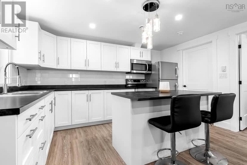 3581 Acadia Street — photo 5 of 38