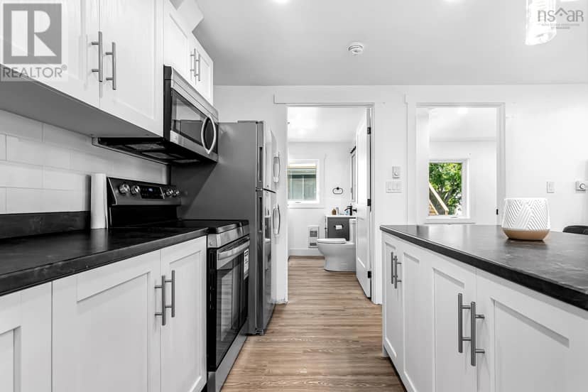3581 Acadia Street — photo 7 of 38