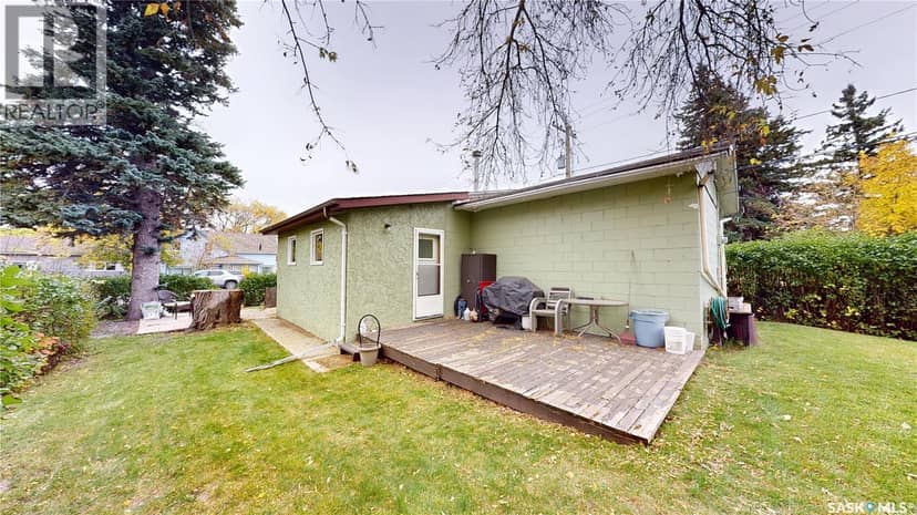100 Lonsdale STREET, Wawota, photo 2