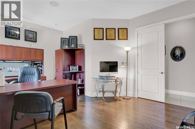 507 205 Fairford STREET E — photo 25 of 40