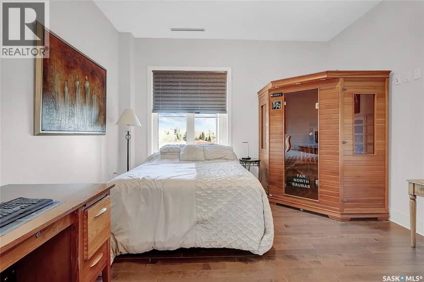 507 205 Fairford STREET E — photo 35 of 40