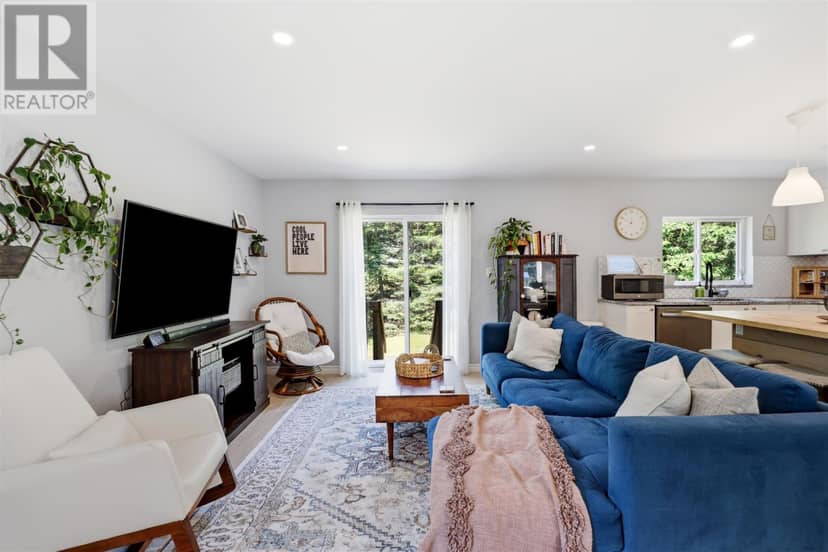 1160 Allen's Side RD, Sault Ste. Marie, photo 8
