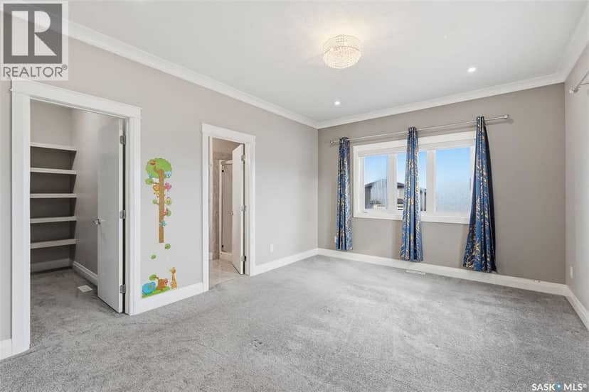 203 Burgess BAY — photo 14 of 40