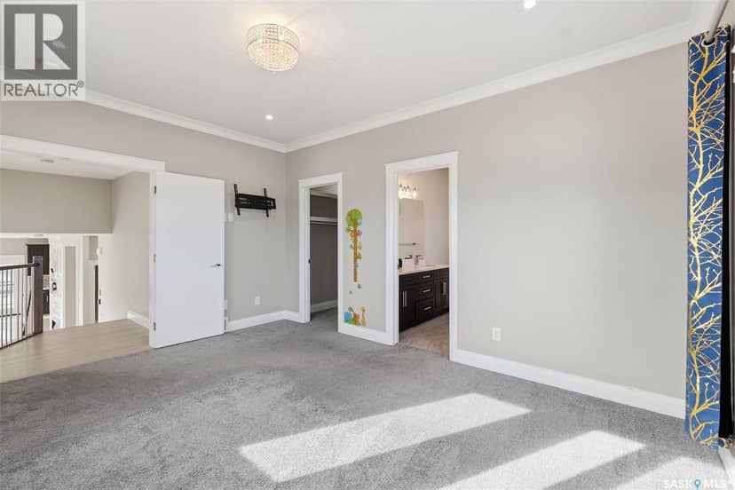 203 Burgess BAY — photo 16 of 40