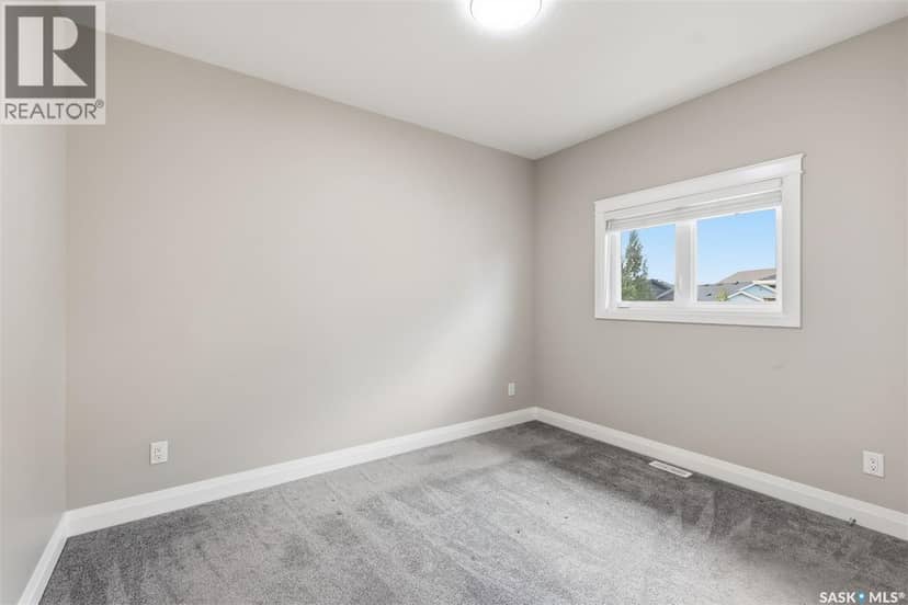 203 Burgess BAY — photo 18 of 40