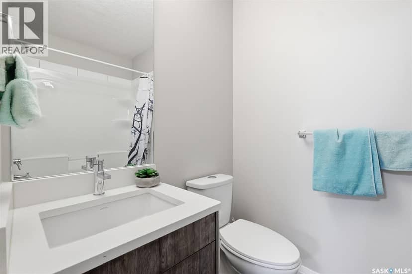 203 Burgess BAY — photo 21 of 40