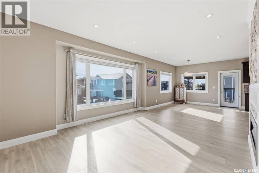 203 Burgess BAY, Saskatoon, photo 6