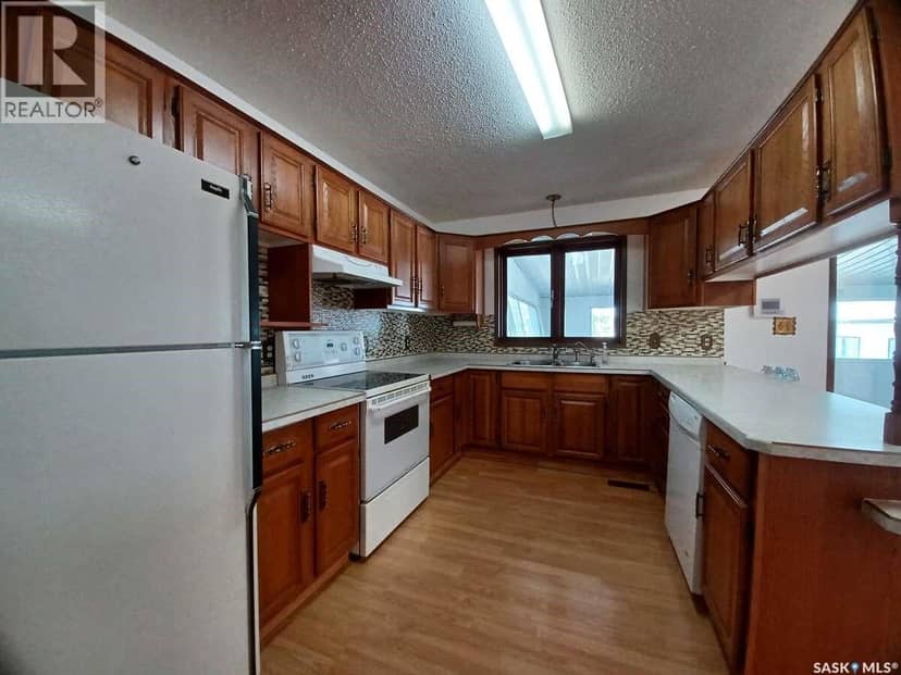 113 5th AVENUE — photo 25 of 40