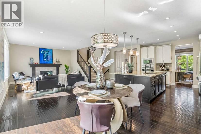 30 Ascot Crescent SW — photo 17 of 40