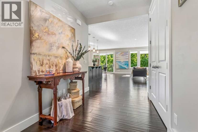 30 Ascot Crescent SW, Calgary, photo 3