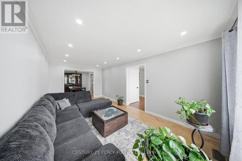 1853 Mapleridge Drive — photo 7 of 39