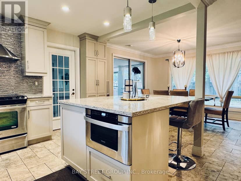 88 Marsdale Drive — photo 13 of 40