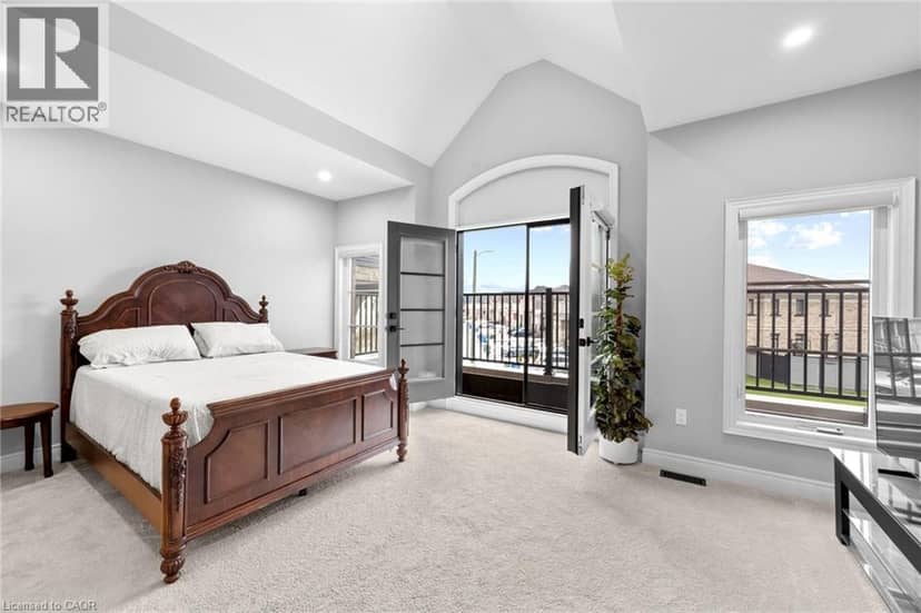 147 AMBROUS Crescent — photo 38 of 40