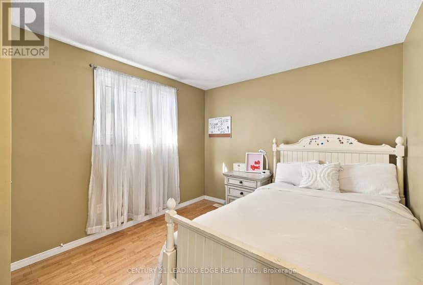 10 Fairbairn Court — photo 15 of 35
