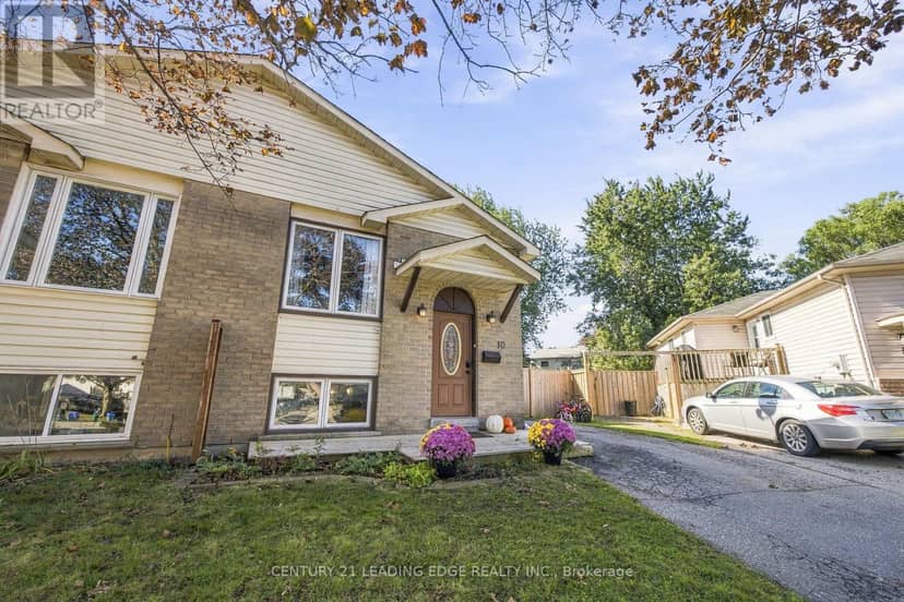 10 Fairbairn Court — photo 2 of 35