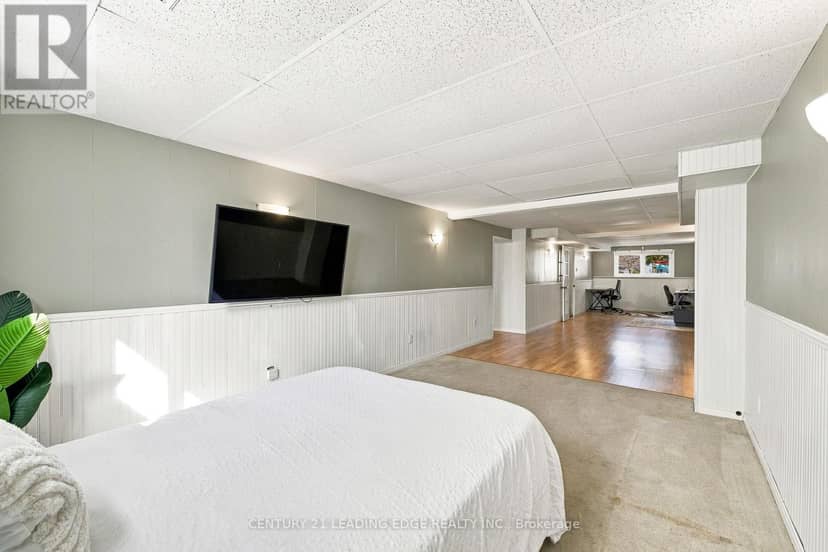 10 Fairbairn Court — photo 24 of 35