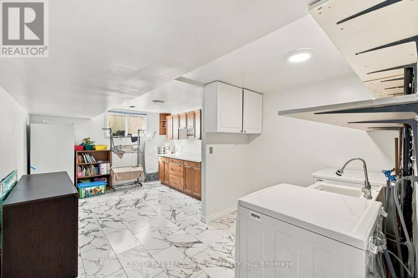 10 Fairbairn Court — photo 26 of 35