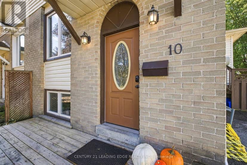 10 Fairbairn Court — photo 3 of 35
