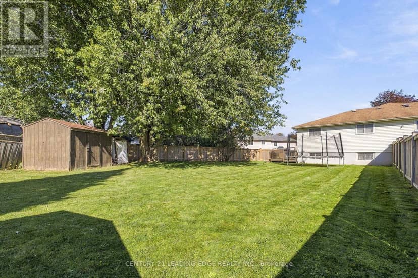 10 Fairbairn Court — photo 33 of 35