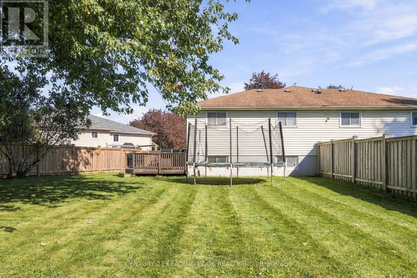 10 Fairbairn Court — photo 35 of 35