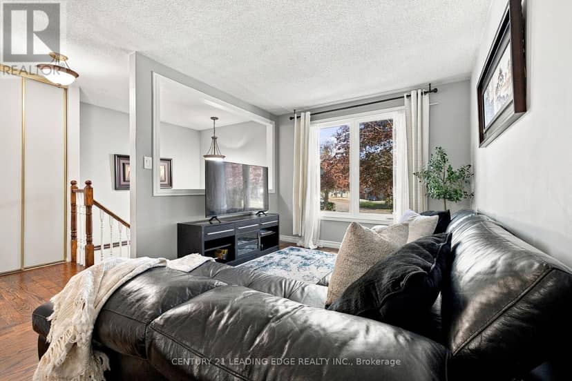 10 Fairbairn Court — photo 8 of 35