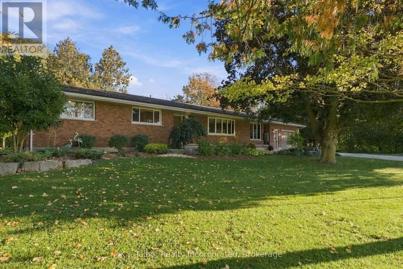 33696 Black's Point Road, Central Huron, photo 2