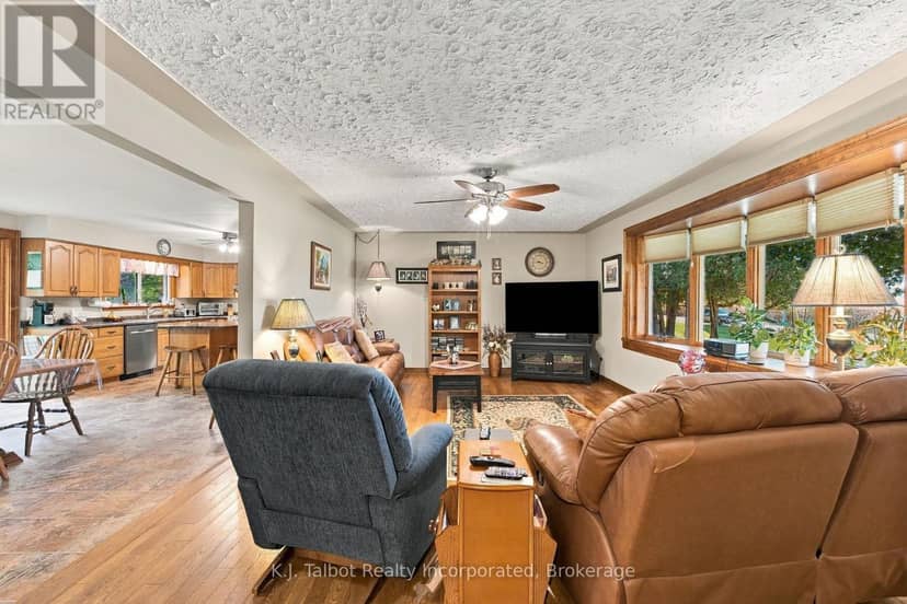 33696 Black's Point Road, Central Huron, photo 7