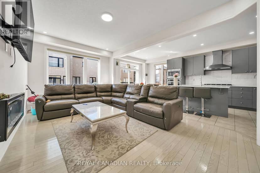 33 Bachelor Street — photo 16 of 40