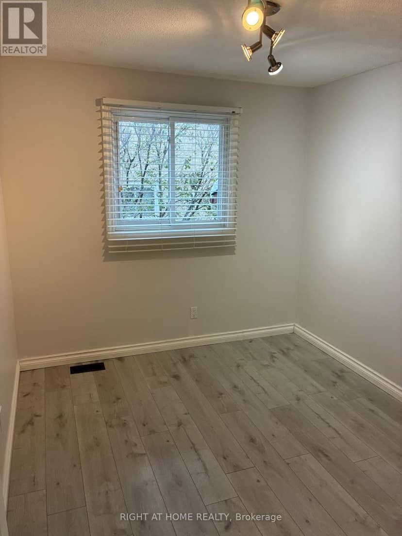 333 Rexford Drive, Hamilton, photo 6