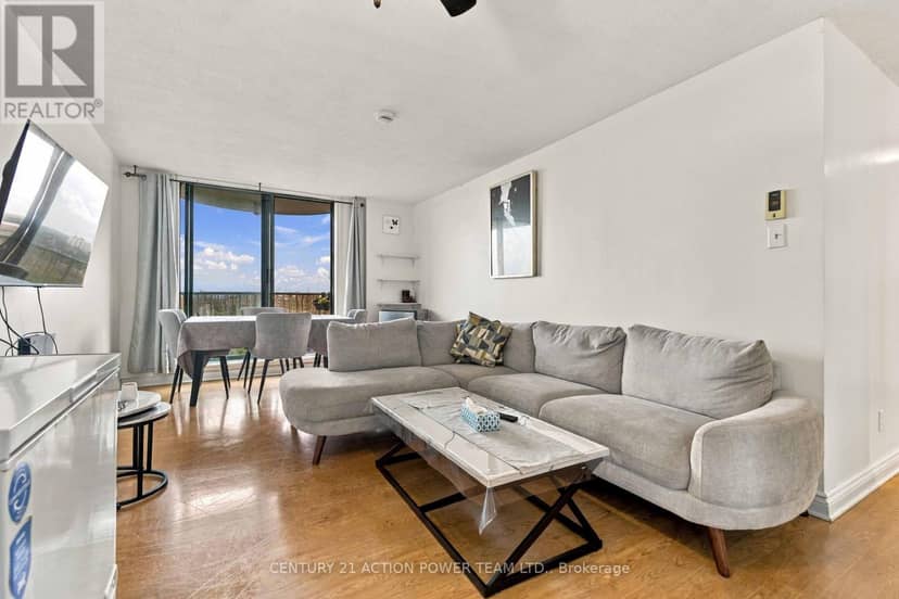 1010 - 1440 Heron Road — photo 11 of 35