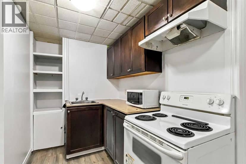 34 Alberta Drive — photo 36 of 40