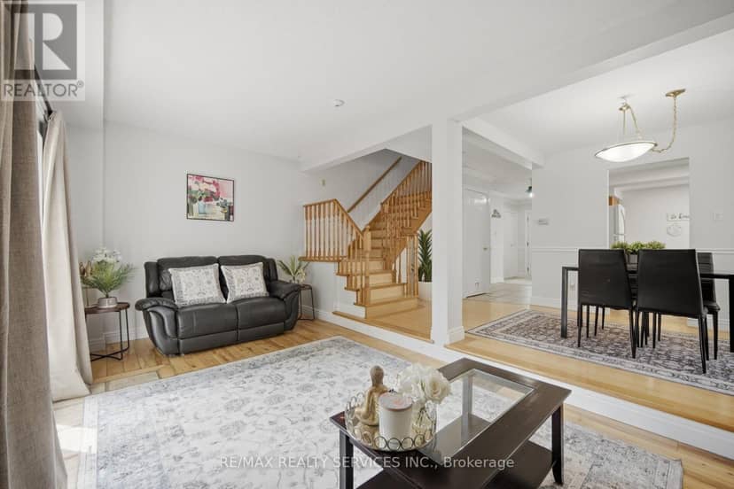 15 Climie Court — photo 7 of 39