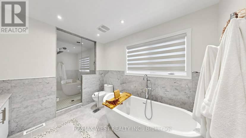 57 Alex Campbell Crescent — photo 18 of 27