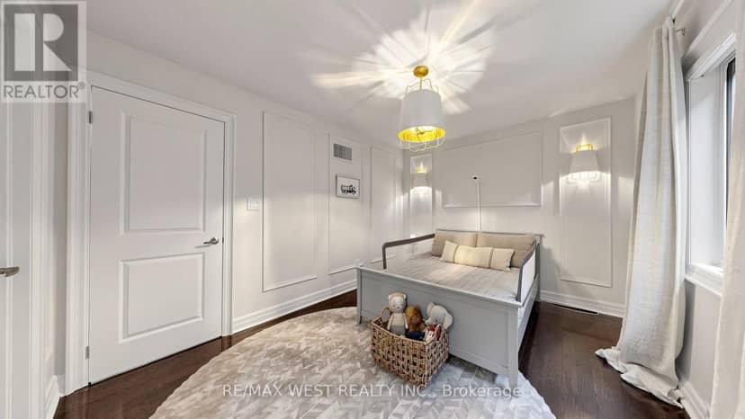 57 Alex Campbell Crescent — photo 21 of 27