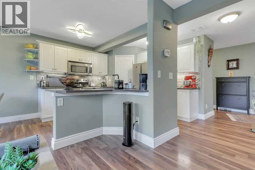 67 Arnold Close, Red Deer, photo 7