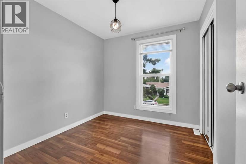 207 Penworth Drive SE — photo 27 of 40