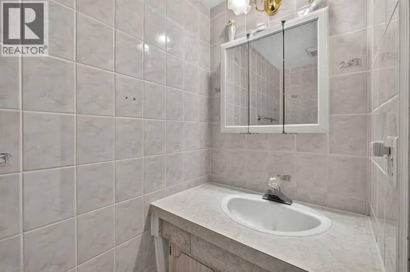 207 Penworth Drive SE — photo 18 of 40