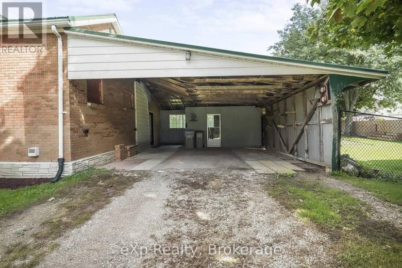 125 Portland Street, South Huron, photo 4